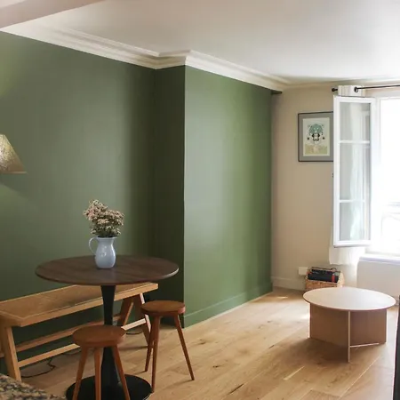 Apartment Pretty Parisian Cocoon In Rue De Levis *